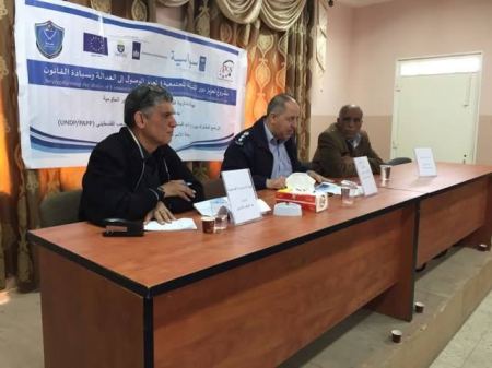 عقد جلسة استماع بين المواطنين وجهاز الشرطة في طمون